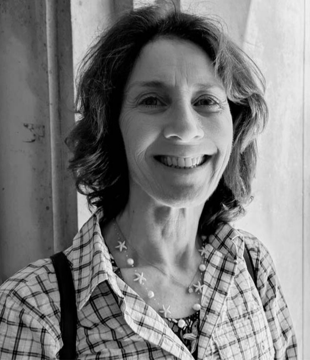 Sharon Simonson - Headshot 